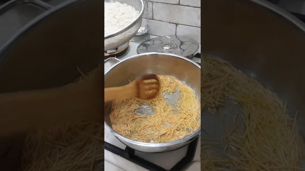 אורז עם אטריות