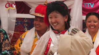 རྒྱ་གར་ལྷོ་ཕྱོགས་ཀྱི་ལྷ་མོ་ཚོགས་པ་ཁག་གསུམ་ཐུན་མོང་ནས་གཞིས་ཆགས་ཁག་ལ་ལྷ་གཞུང་འཁྲབ་སྟོན་ཞུས་པ།
