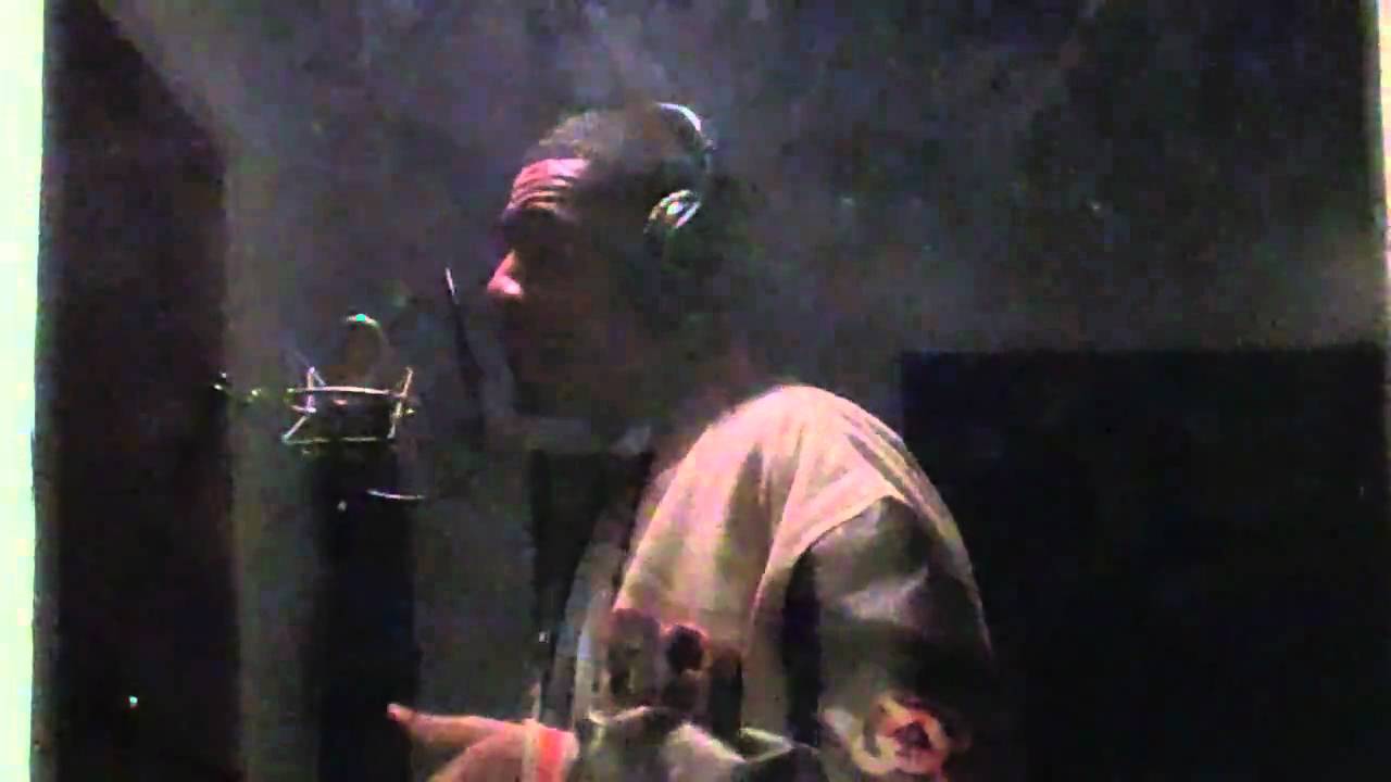 在 YouTube 上觀看「Philthy Rich recording his verse for Phia L'amour  Go Go Gadget」