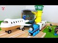 Wooden trains  - Airplane and Thomas in the wooden brio city - wooden railway