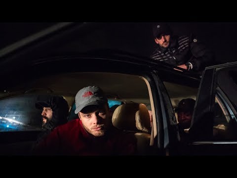 Numéro 10 - Pas loin d’ici