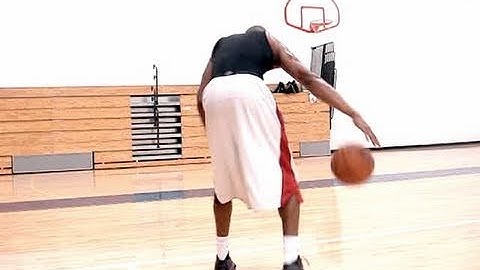 Dre Baldwin: NBA/ Streetball Ball Handling Drill -- Behind-The-Back Windshield Wiper Dribble | Cross