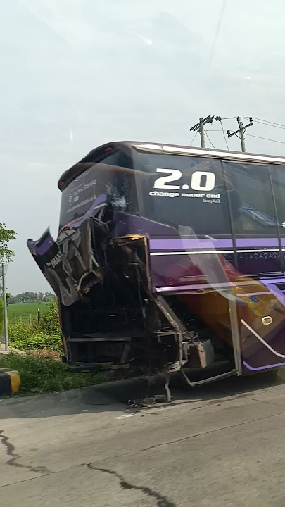 Hunting Bis Di Tol Trans Jawa #automobile #busmania #bus #shorts #shortvideo #fyp #viral #viralvideo