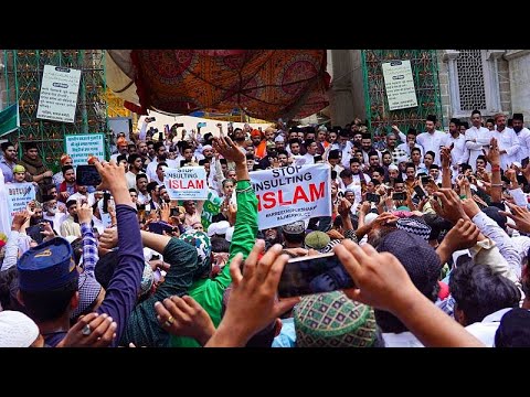 شاهد: السلطات الهندية تهدم منازل المسلمين المحتجين ضد التعليقات المسيئة للنبي محمد
