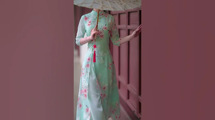 Traditional Chinese costumes! Do you like it?#cheongsam  #style  #beautifulwoman  #clothing - DayDayNews