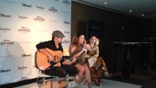 @EsBeatrizLuengo cantando "Platos Rotos" at Latin Billboards Women in Music Miami!