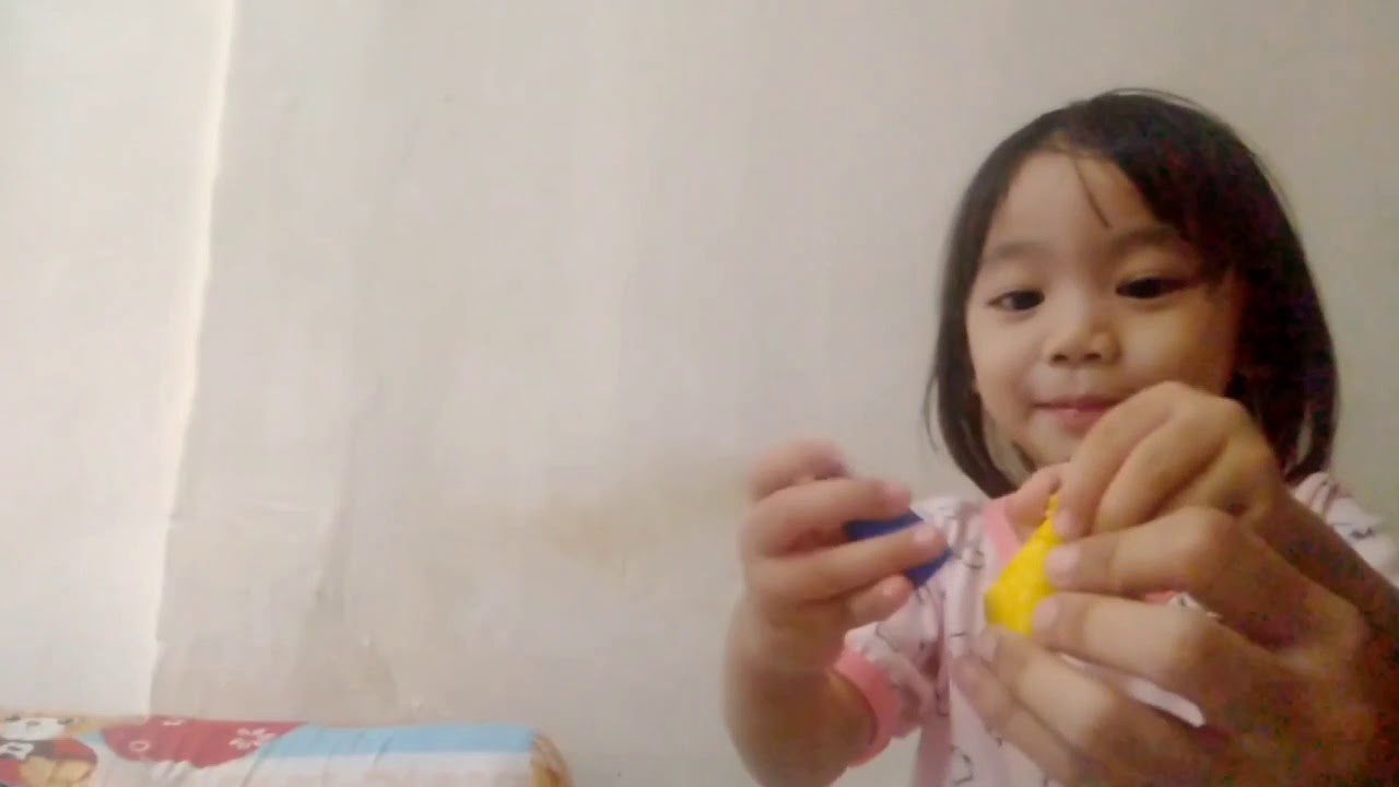 Zaini Disney Princess Surprise Eggs - YouTube