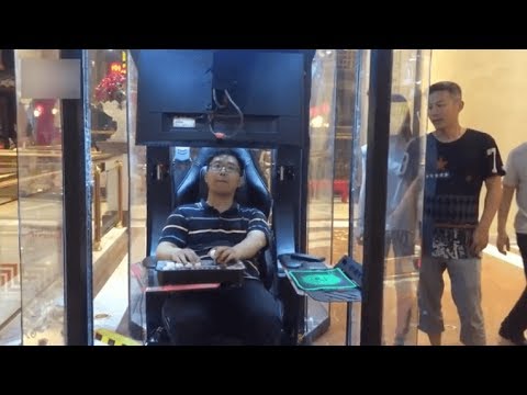 Gaming Booths In Commercial Centers