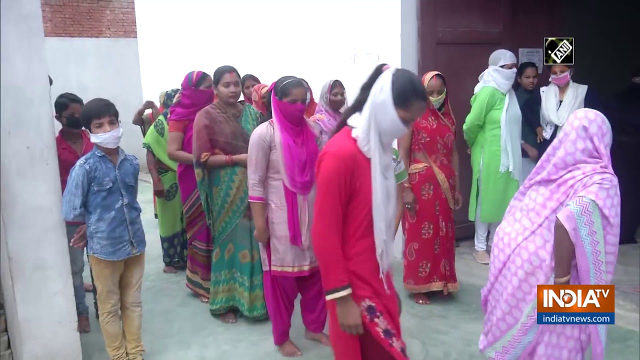 India-China border face-off: Locals in Varanasi pay tribute to slain soldiers