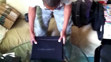 Alienware M14x R2 unboxing video/First YouTube video ever for me.