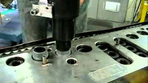 devotec - jGUN meets SmartSTUD