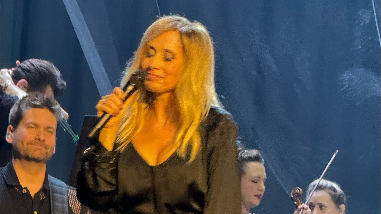 Lara Fabian & Amalya - Tu es mon autre. Bercy, Paris. 7/12-2025.