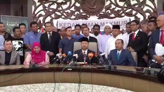 Mmotv: Kedah Mentri Besar Mukhriz Mahathir Announces His Resignation Resimi