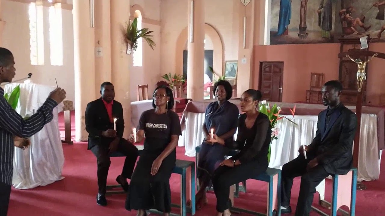 The Family harmony : maintenant seigneur tu peux me laisser m'en aller dans la paix