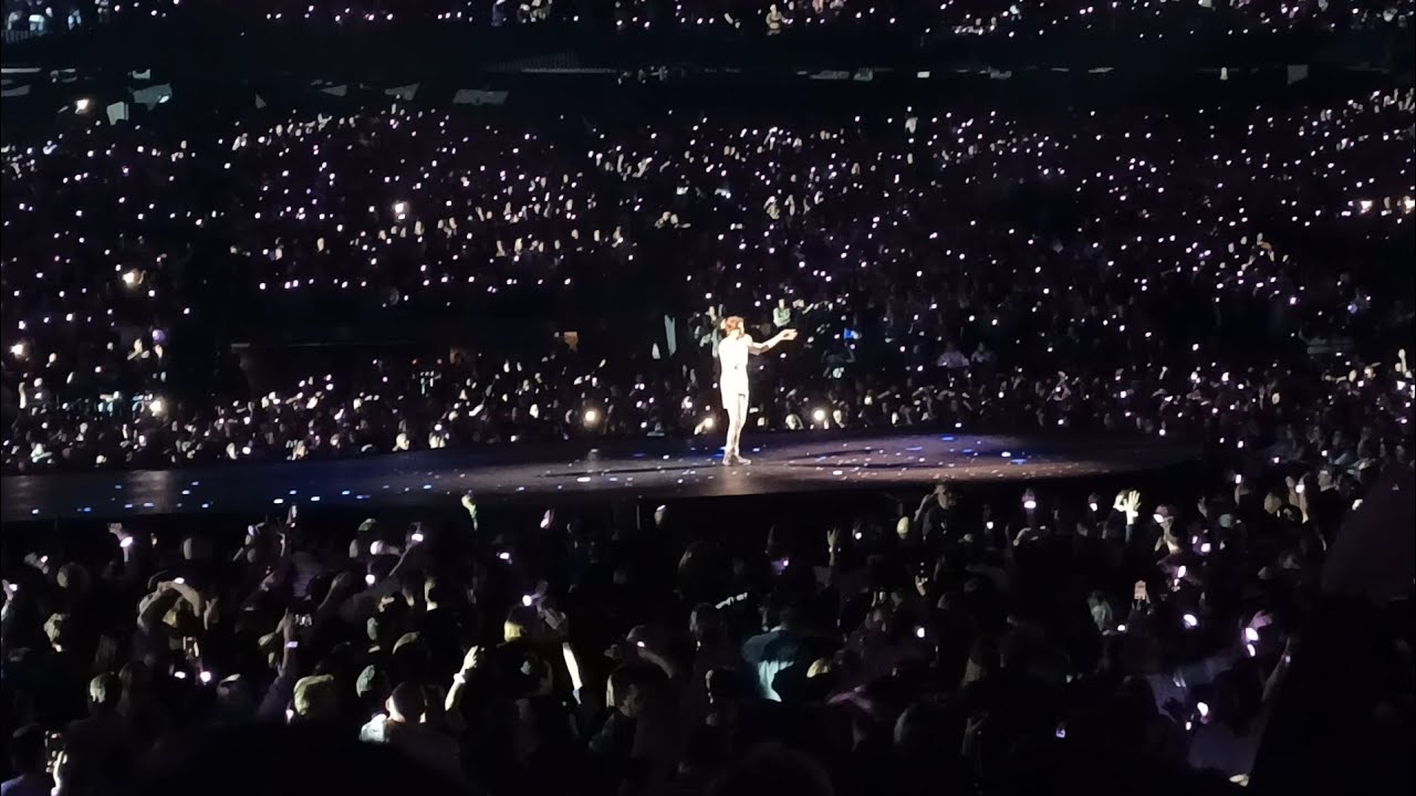 Clouseau - Domino (Live at Sportpaleis Antwerpen, Belgium - 30/12/2024)