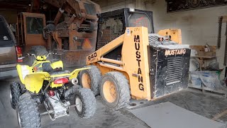 Trying to find a leak on my skid steer