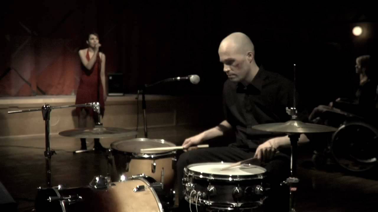 SCHTIMM - DEAD, SPARKS & WINE (Official Music Video)