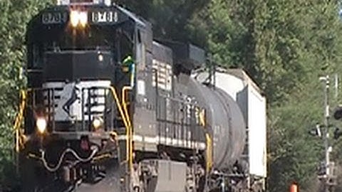NS Train 140 10-16-11.mpg