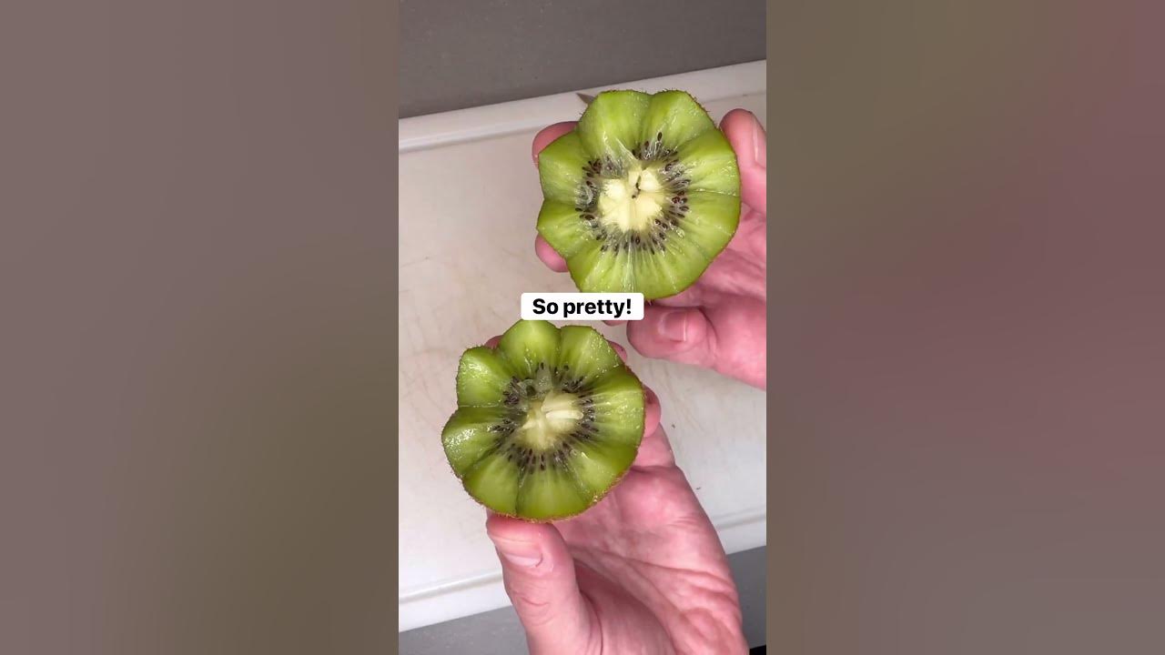 MUST TRY Kiwi Cutting Hack!