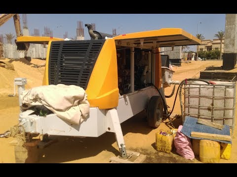      صب الخرسانة بمضخه ثابته