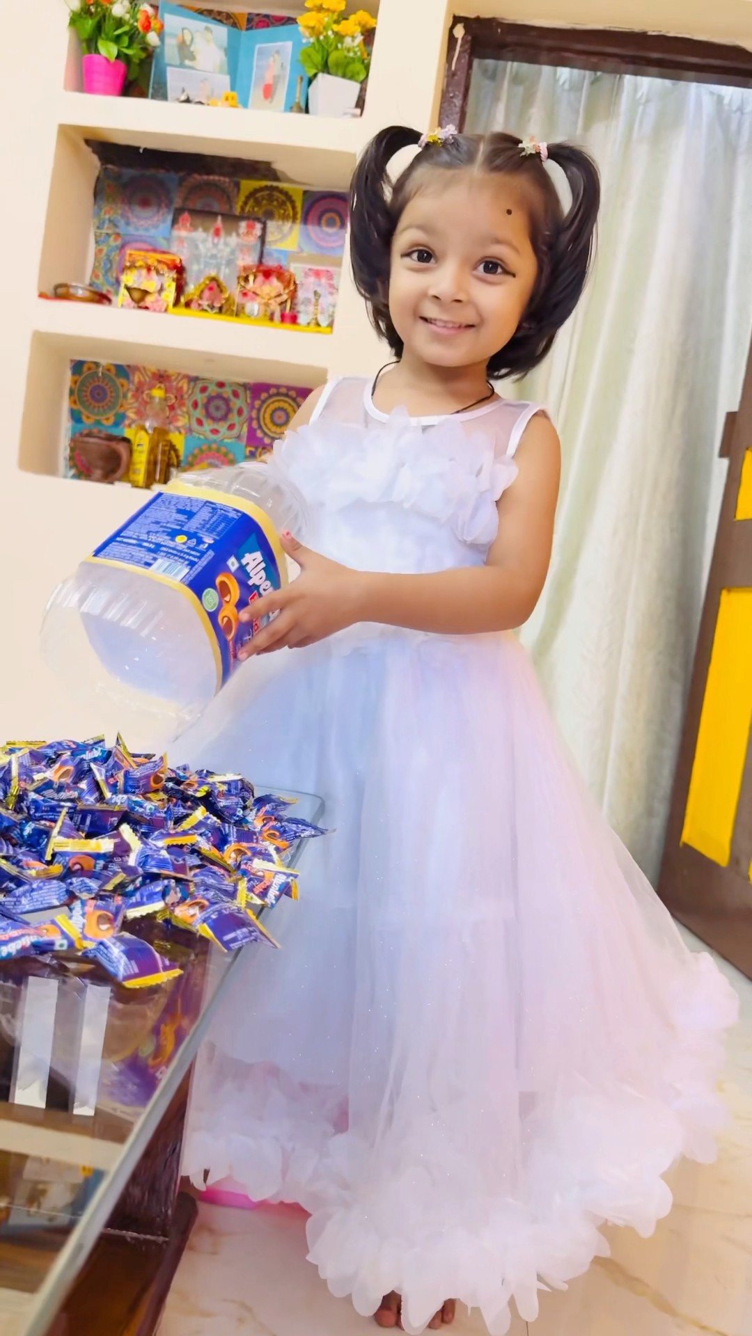 Tooktook aur mummy me kisko chocolate mili kisko nhi?