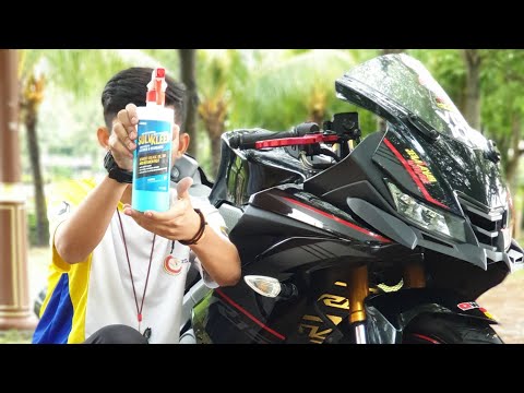 hello guys , di video gue kali ini , gue bakal bawa Gixxy (Alias GSX R-150) gue premium wash and wax. 