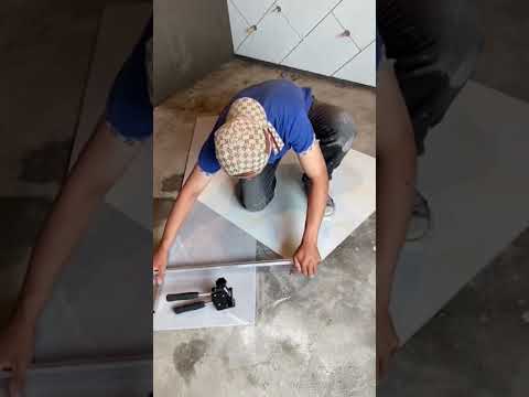 45 degree tile cutting A very portable tile cutter, with it your work will be quite simple