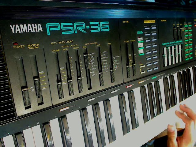 Sonic Som Instrumentos Musicais - Um teclado para todos os que pretendem  iniciar-se na música, o PSR-E363 vem com muitas funções versáteis e teclas  sensitivas. • Teclado responsivo ao toque com polifonia