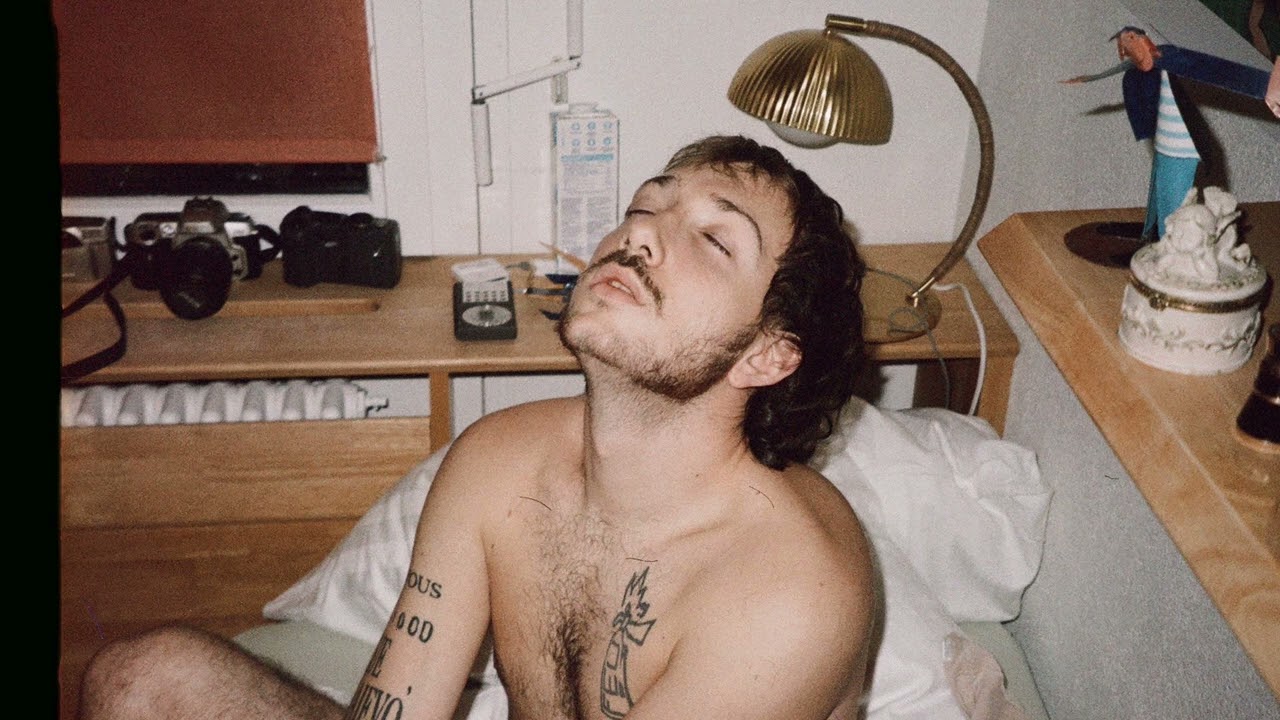 Watch The Doug - sos (visualizer) on YouTube Watch The Doug - sos (visualizer) on YouTube