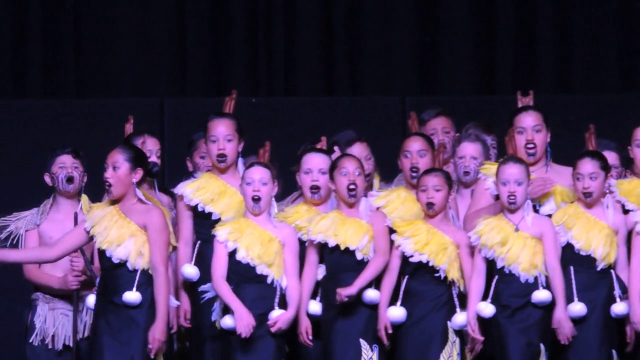 Nga Putangitangi Kapa Haka 2016 - Fernworth Primary - Seniors