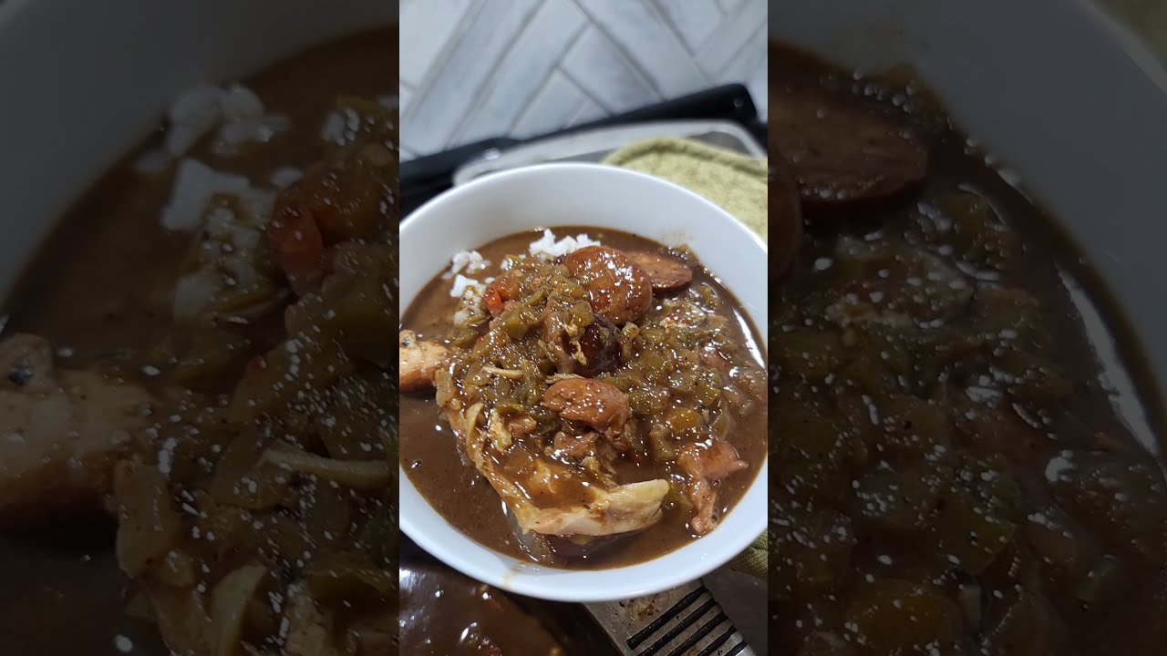 CLASSIC CAJUN CHICKEN SAUSAGE GUMBO