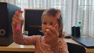 Новая зубная щёточка с песочными часами / New toothbrush with hourglass #youtube #kids