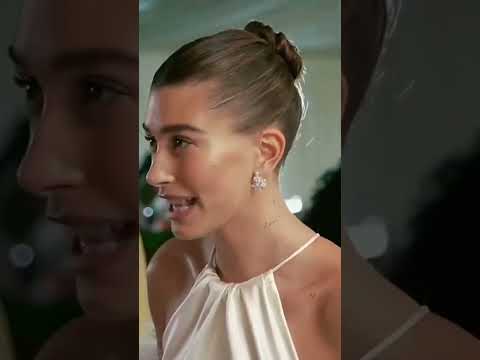 Hailey Bieber praising Emma at Met Gala 2022