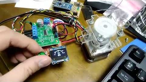 便利なArduinoライブラリ、ステッピングモータの回転速度をOLEDで表示させる　#アクリルトランスミッション