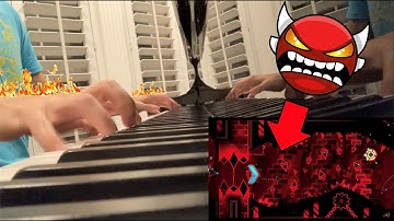 At the Speed of Light ON PIANO (648 notes per minute!)