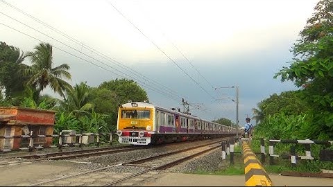Cloudy Afternoon Katwa To Howrah Galloping EMU Local Train Passing At Railgate - EASTERN RAILWAYS