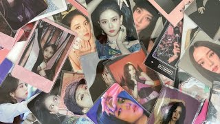 Organising my Blackpink Jisoo photocard collection - binder part 1 (asmr)