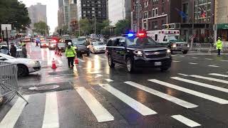 NYPD & U.S. SECRET SERVICE UNITS ESCORTING DIPLOMATS IN MIDTOWN AREA OF MANHATTAN IN NEW YORK CITY.
