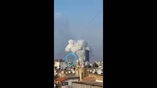 فيديو يكشف حقيقة تفجيرات لبنان  ( تم قصف بيروت بقنبلة ) 