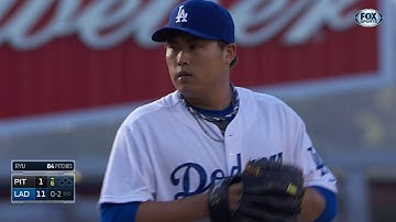 PIT@LAD: Ryu holds Pirates to two runs to earn win