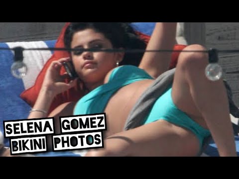 Selena Gomez Bikini photos