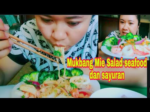 Video: Salad Mie Seafood Dan Nasi