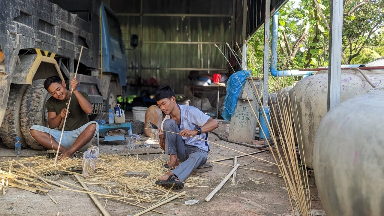 How to build fishing rod របៀបធ្វើបង្កៃរកត្រីនៅរដូវវស្សា😻#diy #amazing #fishing