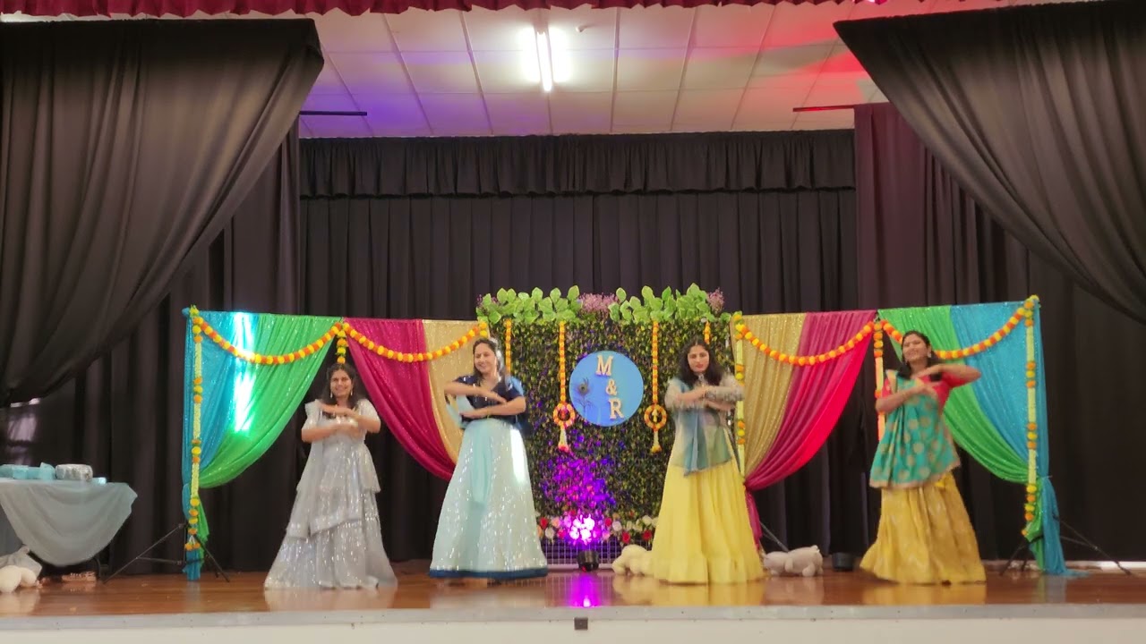 Amazing Baby Shower surprise dance