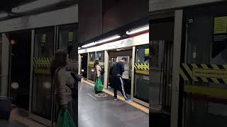 #train #metrôdesãopaulo #sampa #subway #estaçãosé #transportepúblico #shorts #metrô #sãopaulo #sp