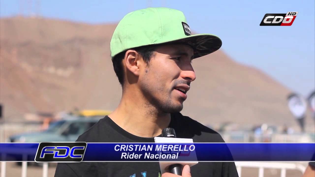 Cristian Merello, una de las figuras del Arica Huntington Pro - YouTube