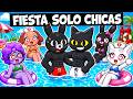 Atrapado en una Fiesta en la Piscina de SOLO CHICAS en Roblox SNAPCHAT!