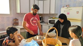 أبو خالد دخل المطبخ في رمضان والبيت كله اتوتر
