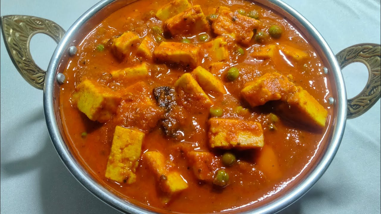 ऐसे बनाएँ मटर पनीर कि लोग पूछें - रेसिपी क्या है? Matar Paneer Recipe - Dhaba Style Matar Paneer