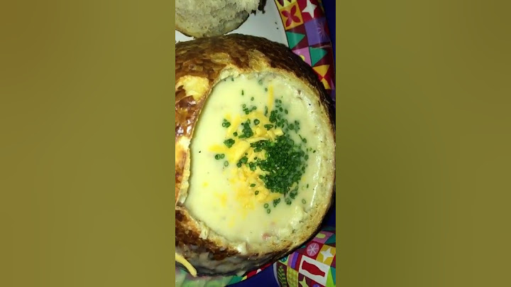 Cold Outside? You Need some Disneyland Soup! Sourdough Bread Bowls at DCA's Pacific Wharf Café